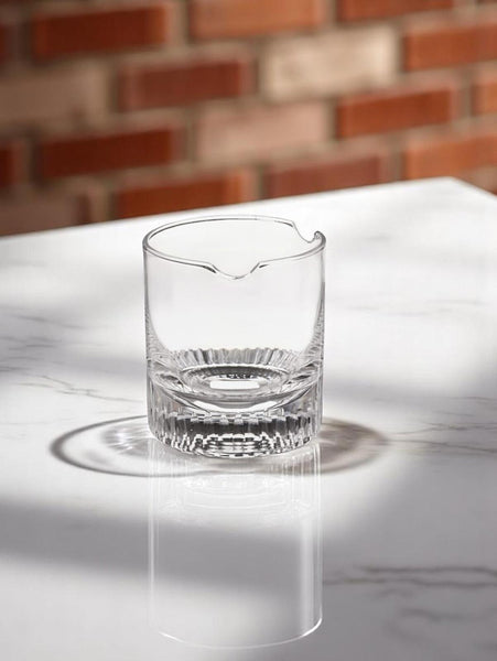 Luxury Whiskey Glass with Integrated Cigar Rest – Sip & Savor Series